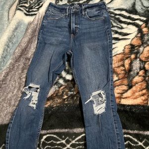 Hollister jeans